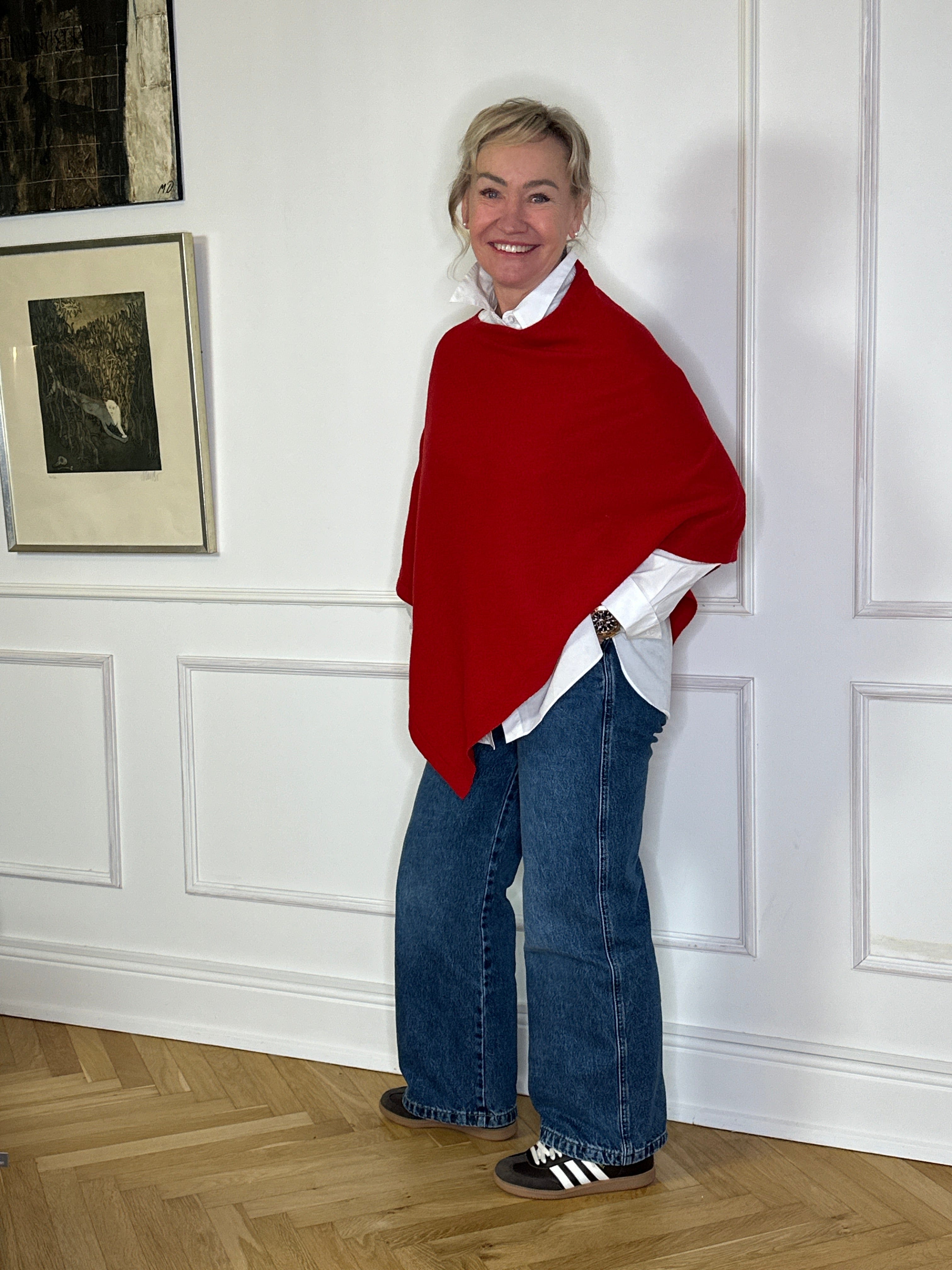 Poncho i 5% cashmere - rød Uldplaiden.dk