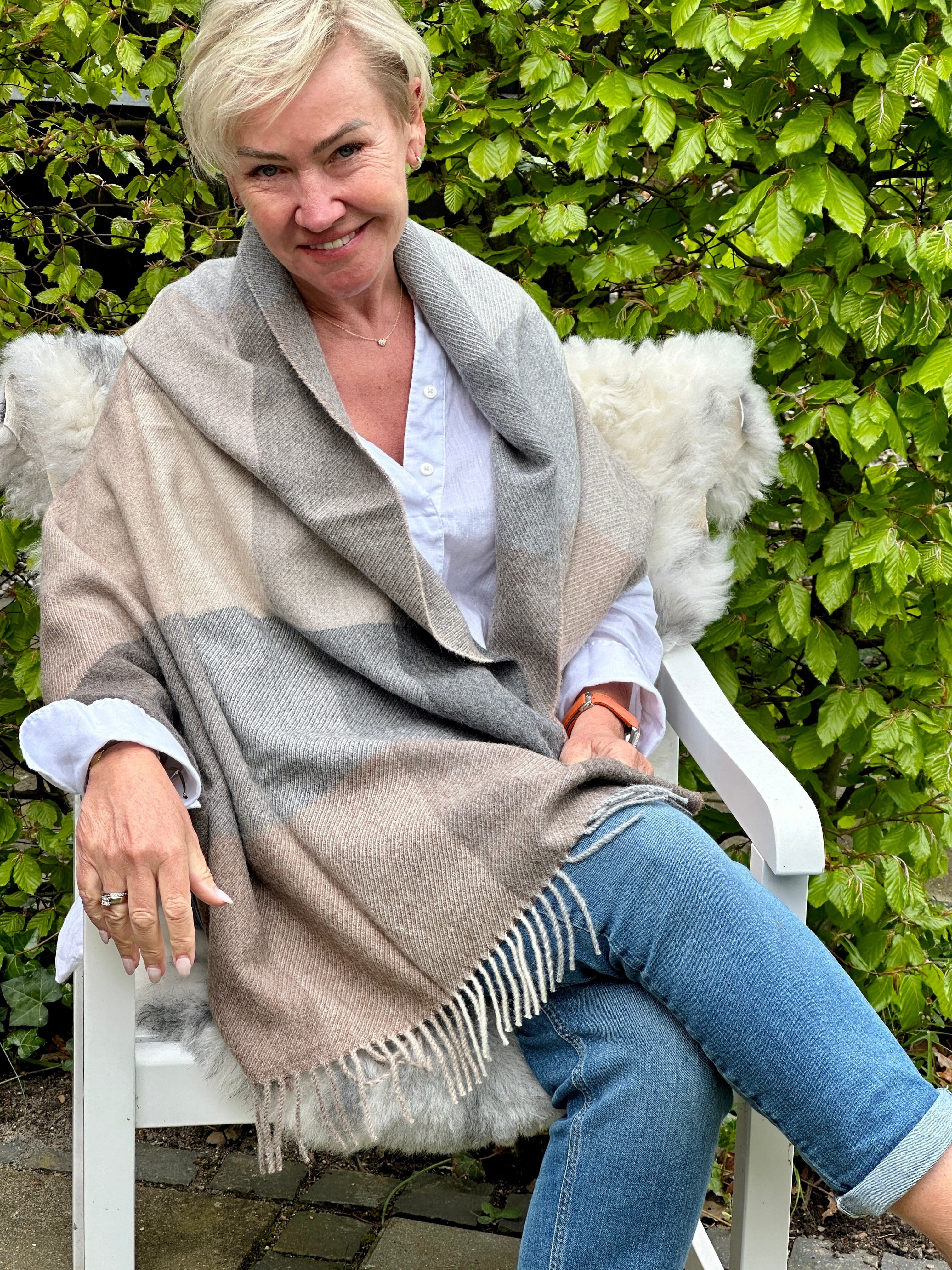 Sjal i 100% baby alpaca uld - Brun m. tern Tørklæder og sjaler Uldplaiden